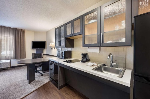 Sonesta Simply Suites Denver West Federal Center image 7